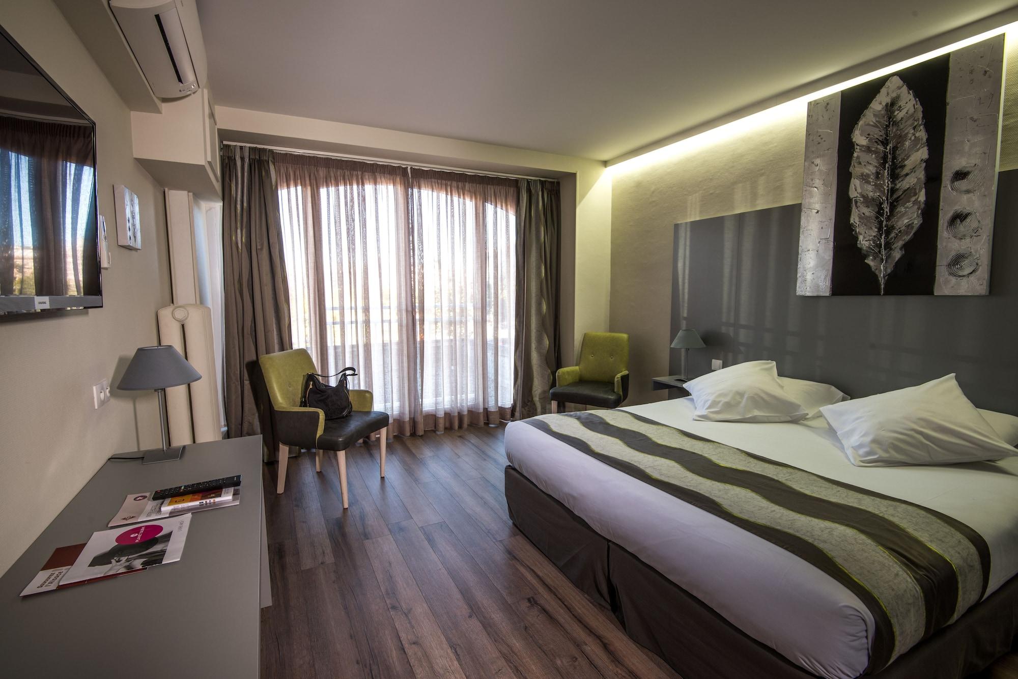 Hotel Le Bristol Strasbourg Gare Bagian luar foto